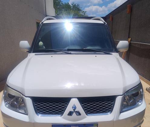 MITSUBISHI PAJERO TR4 2.0 4X4 16V 140CV FLEX 4P AUTOMÁTICO MITSUBISHI PAJERO TR4 2.0 4X4 16V 140CV FLEX 4P AUTOMÁTICO